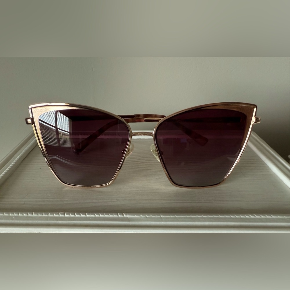 Diff Eyewear Becky Purple Mirror Sunglasses